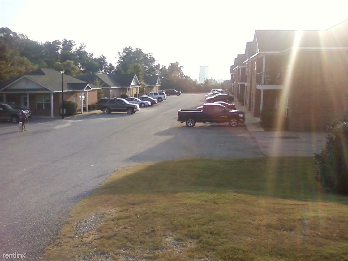 Primary Photo - 624 8th Pl