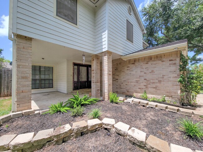 Foto del edificio - 2030 Creek Valley Ln