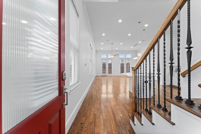 Foto del edificio - 1038 E 29th St