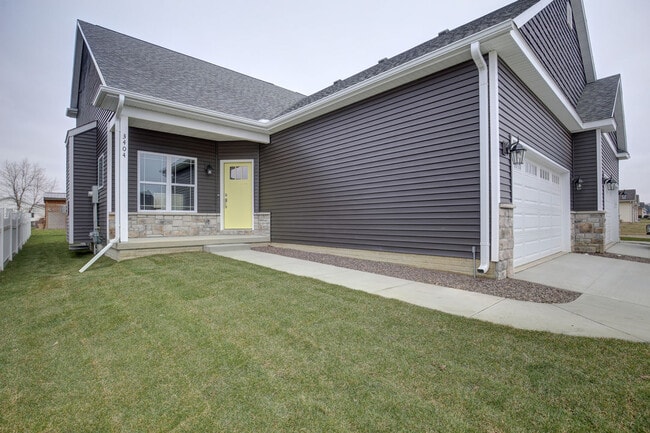 Building Photo - 3419 Boulder Ridge Dr