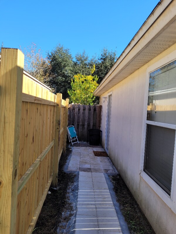 Building Photo - 7782 Mordecai Ct