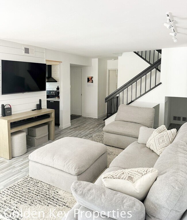 Foto del edificio - Remodeled townhome located in the Cape at ...