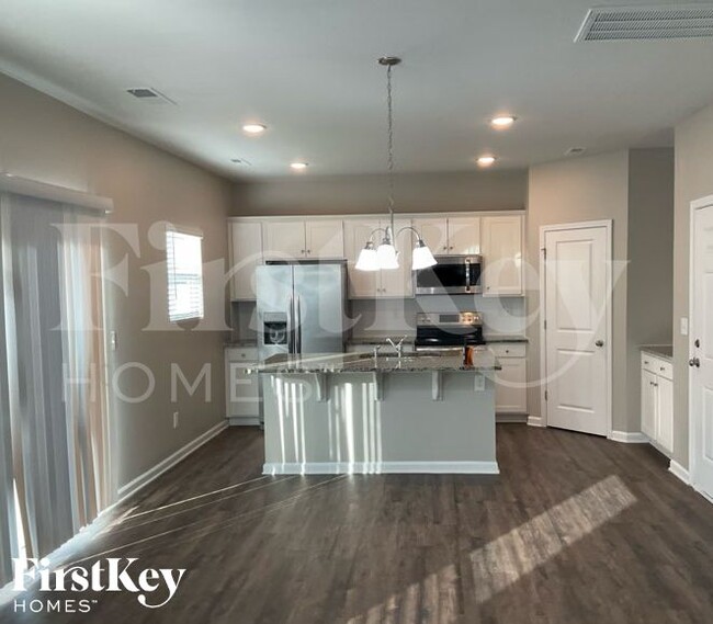Building Photo - 5510 Cobblestone Glen Dr