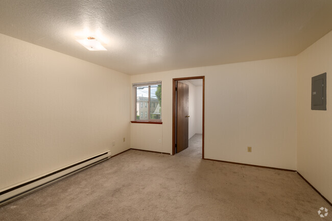 2BR, 1BA - 497SF Alder 104 - Blue Lake Apartments