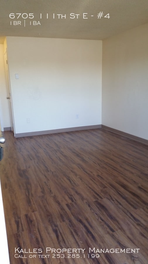 Building Photo - Cute 1 Bed 1 Bath 4-Plex in Puyallup