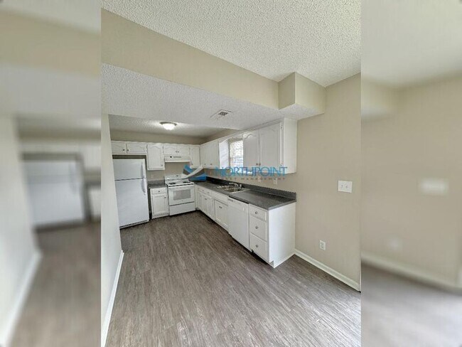 Building Photo - 8917 NE 73rd Ct