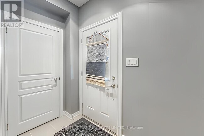 Building Photo - 1401 Plains Rd E