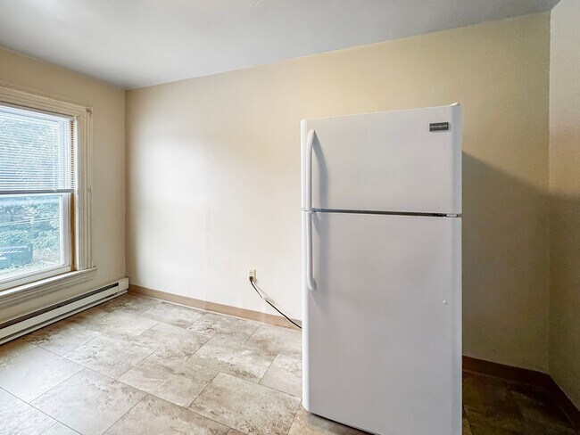 Foto del edificio - 639 Washington Blvd