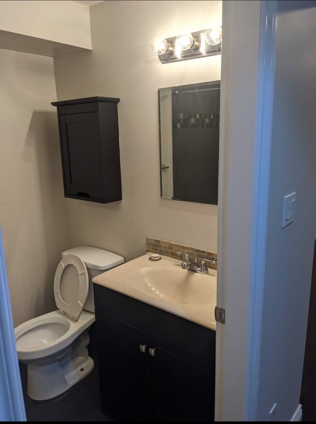 Photo du bâtiment - 10321 Robertson St