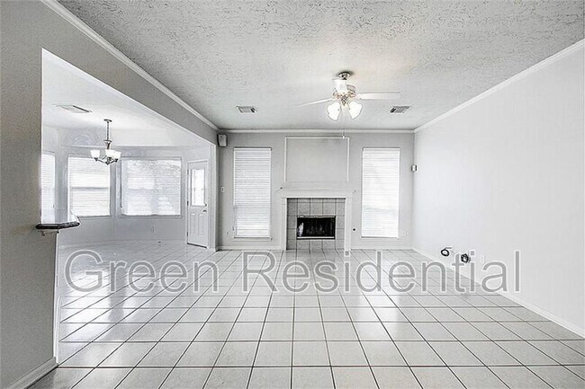 Foto del edificio - 3219 Brinton Trails Ln
