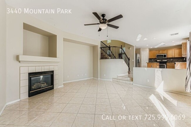 Building Photo - 3440 Mountain Park St