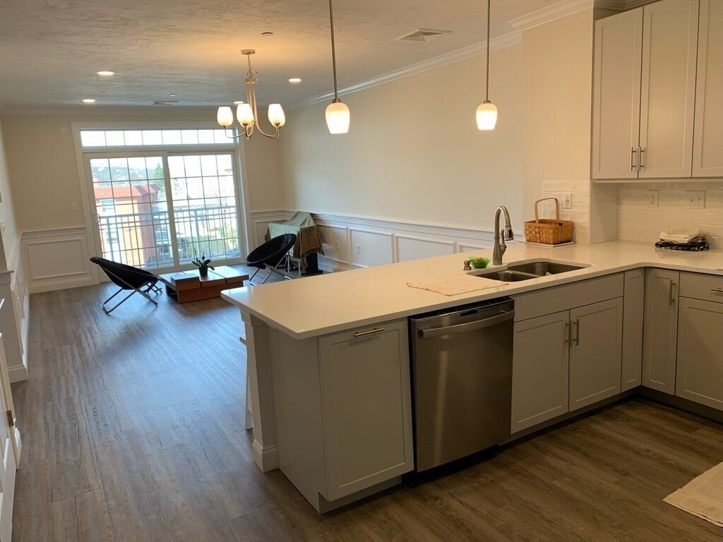 320 Middlesex Ave Unit B304, Medford, MA 02155 Condo for Rent in Medford, MA