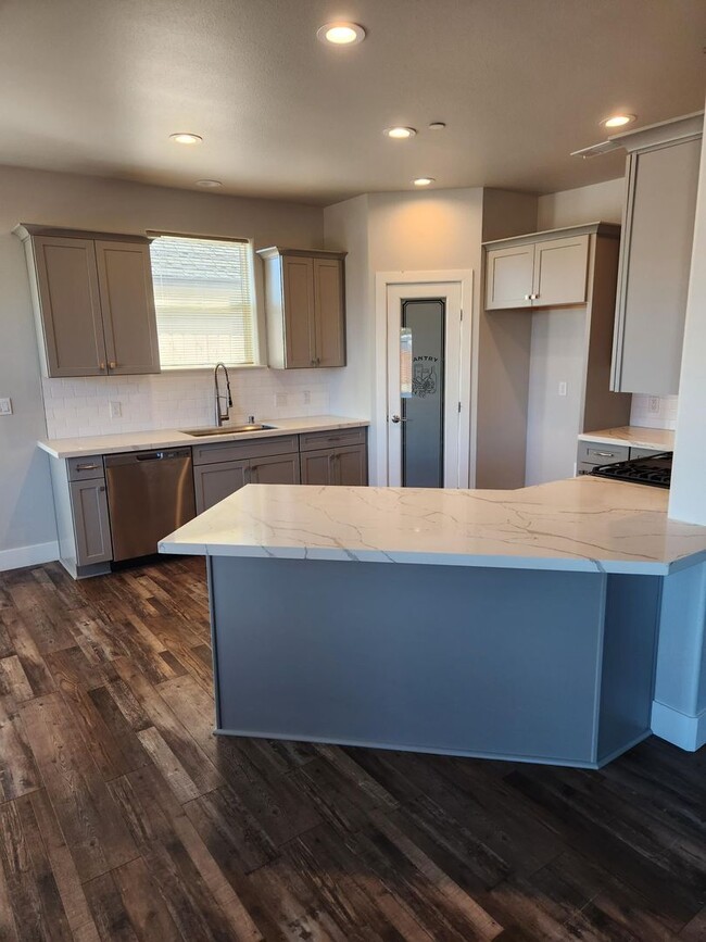 Building Photo - New Executive home in Lake California.  22...