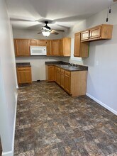 Building Photo - 2203 Miller Ave