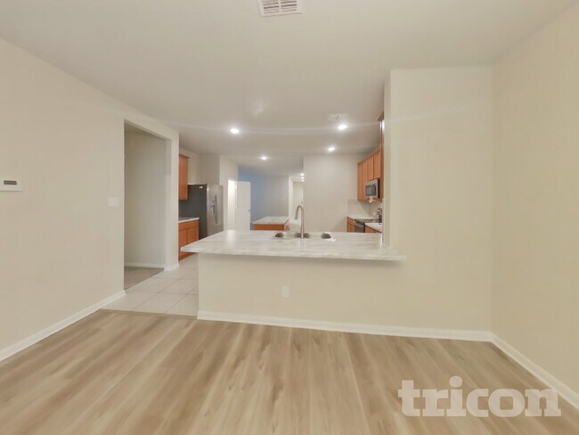 Foto del edificio - 7210 Barrel Stage