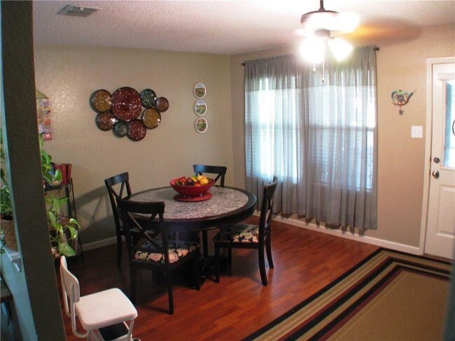 Building Photo - 8512 Serenity Way