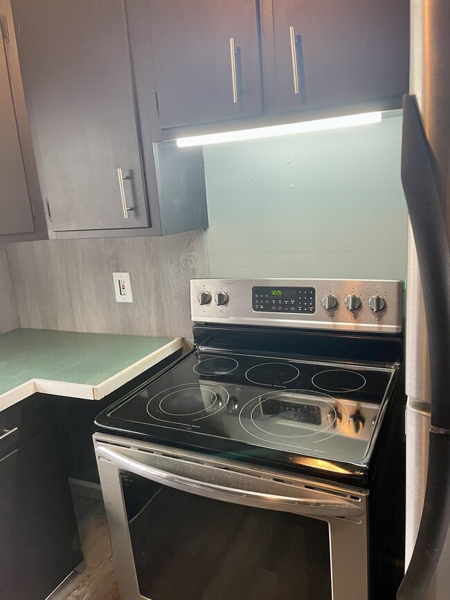 Foto del edificio - 1248 E Philadelphia Ave