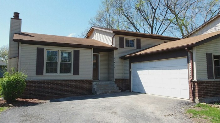 Primary Photo - 17482 Eastgate Dr