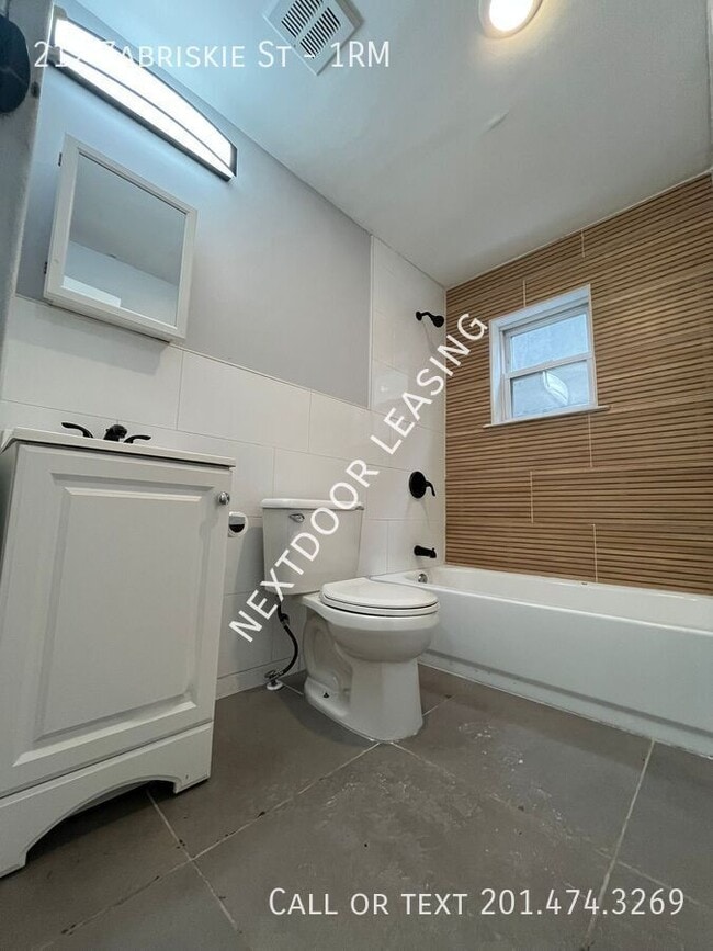 Photo - 212 Zabriskie St Apartment