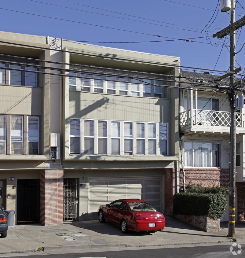 Building Photo - 743 Hillside Blvd