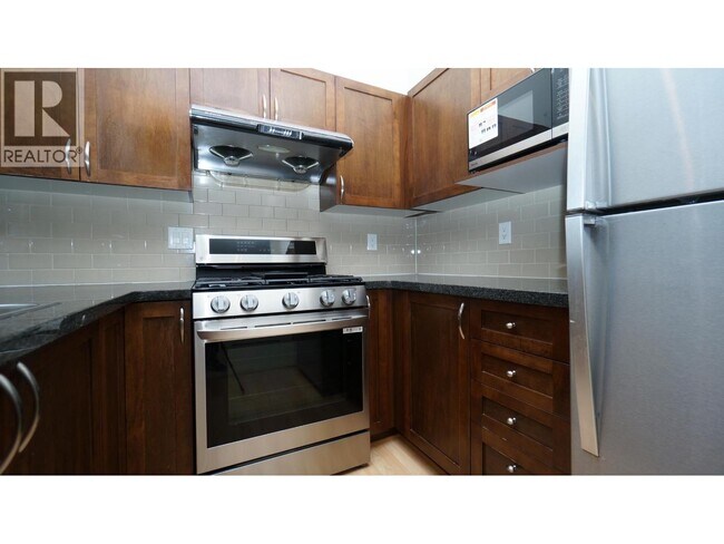 Photo du bâtiment - 2388 Western Pkwy