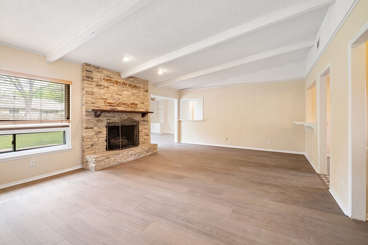 Foto principal - Charming Family Home in Desirable Allendal...
