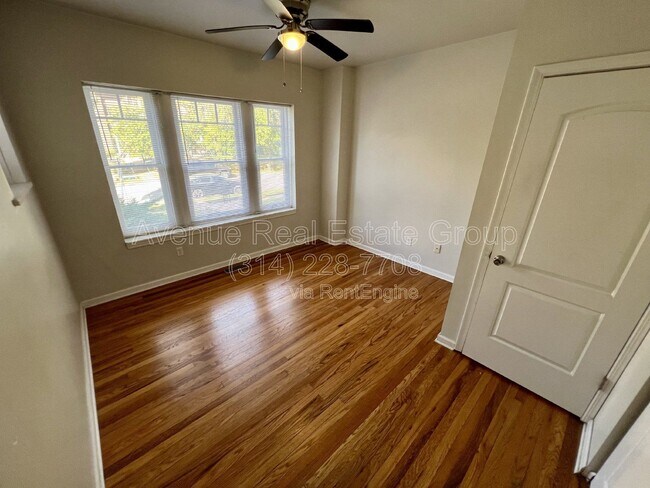 Foto del edificio - 6048 Washington Blvd