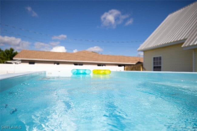 Foto del edificio - 207 SE 22nd St