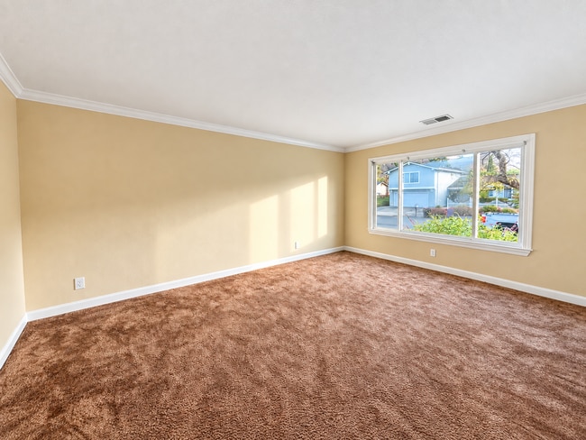 Building Photo - 40643 Encanto Way