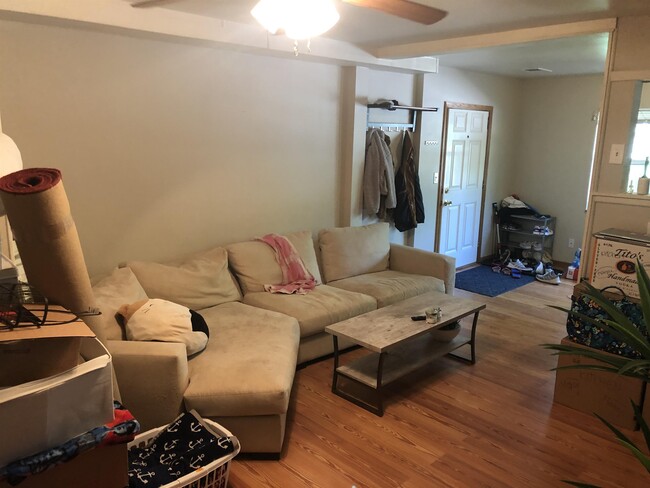 Foto del edificio - 12825 Briar Ct