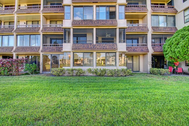 Building Photo - 4702  Fountains Drive 104 Lake Worth Fl 33467