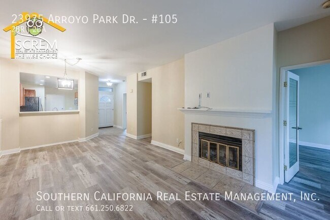 Building Photo - Two Bedroom Lower Condo in Valencia Gated ...