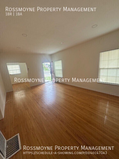 Foto del edificio - 747 S Chevy Chase Dr