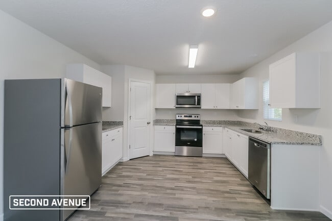 Building Photo - 2315 W Striblin Dr