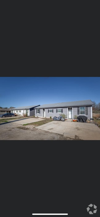 Building Photo - 354 Edwards Rd