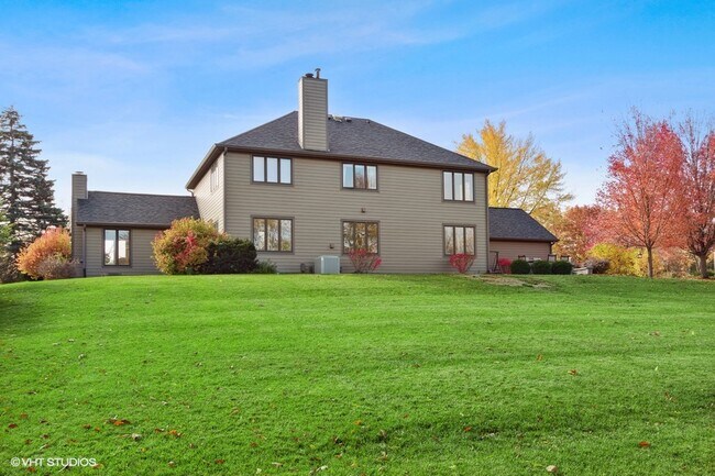 Building Photo - 127 Glen Rd