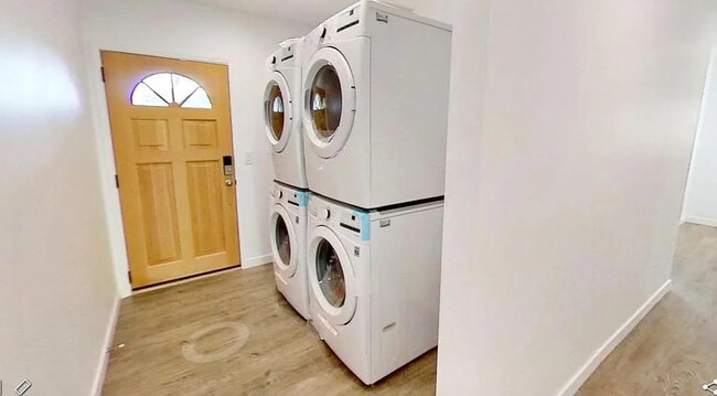 Building Photo - 590 N Cambridge St