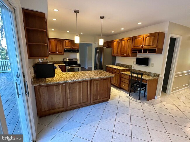 Building Photo - 11405 Archer Cir