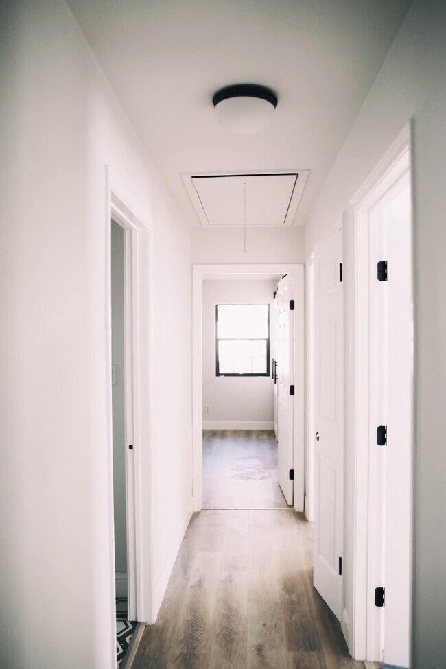 Foto del edificio - 8510 Western Dr
