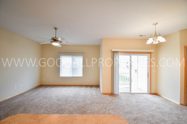 Foto del edificio - 10320 Norfolk Ct