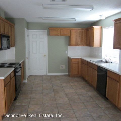 Building Photo - 4 br, 2 bath House - 1407 Pinecrest