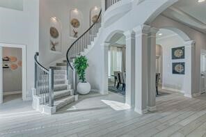 Foto del edificio - 24402 Kingelm Lk Dr