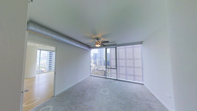 Building Photo - 149 W Kinzie St