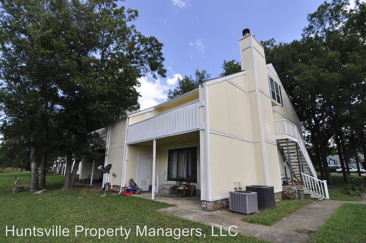 Building Photo - 9024 Mahogany Row SE