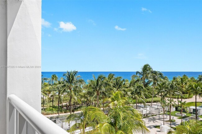 Building Photo - 10275 Collins Ave