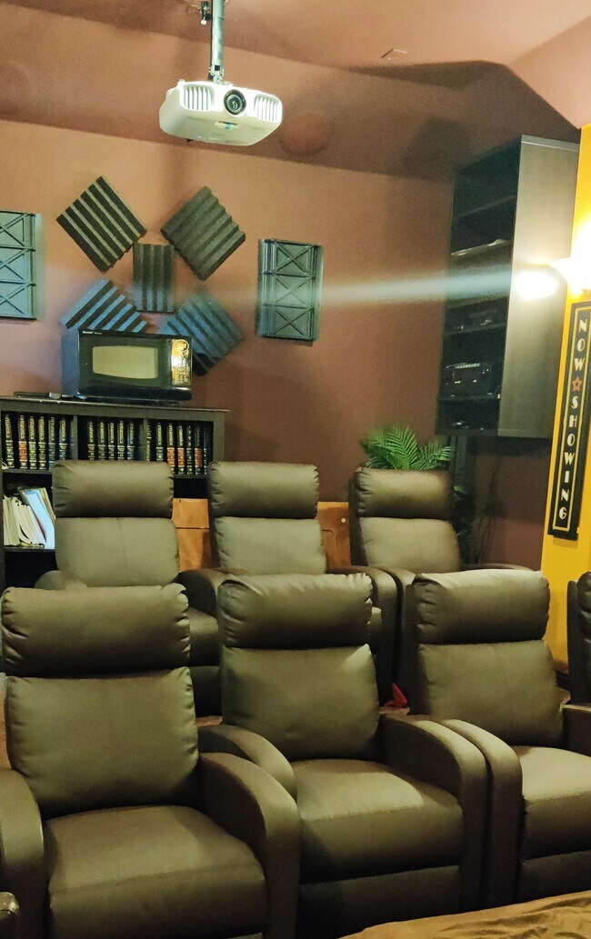 Foto del edificio - 14025 Union Grove Ln