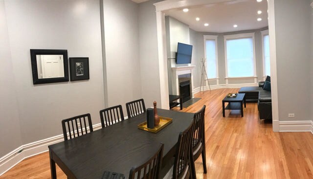 Foto del edificio - 3441 N Sheffield Ave