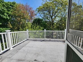 Building Photo - 181 Forest St