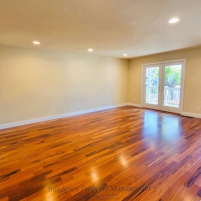 Building Photo - 1464 Georgia Ct