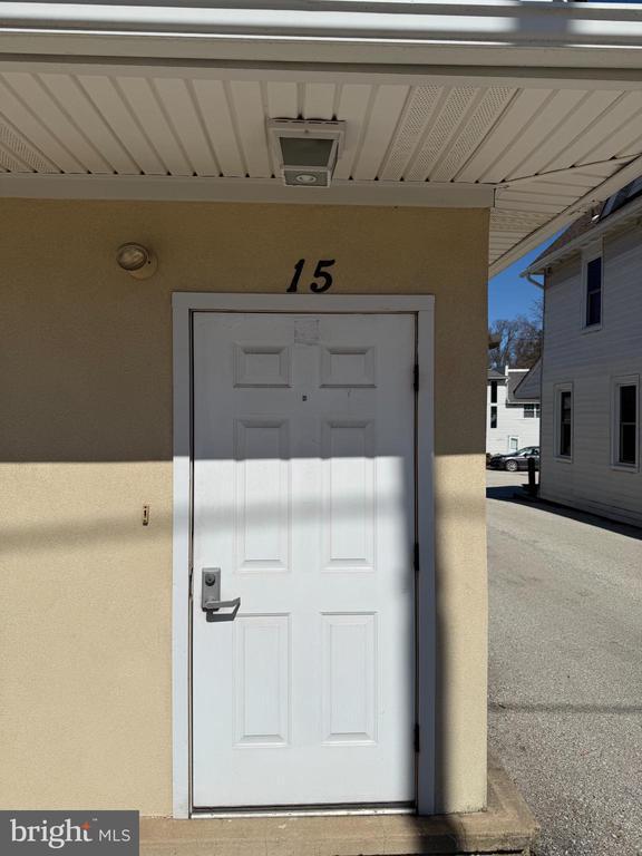 Foto del edificio - 15 W Central Ave